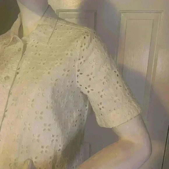 Gap - Picture 7 of 15